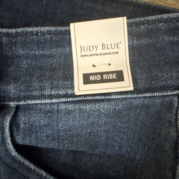 New JUDY BLUE S Mid Rise Mid Length Cut Off Shorts Women - Picture 8 of 12